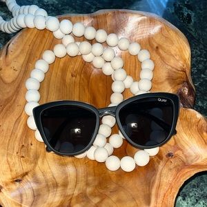 Black Quay cat eye sunglasses with silver detail